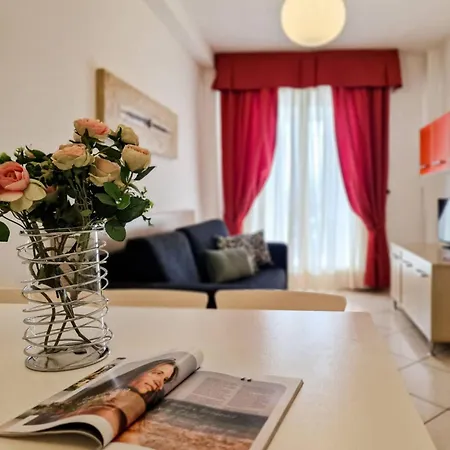 Coastal Comfort For Families In 公寓 比比翁